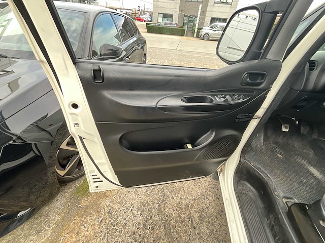 2005 hyundai - afbeelding 2 van  33