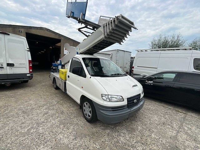 2005 hyundai - afbeelding 1 van  33