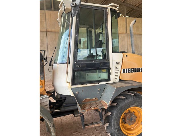 2005 liebherr 510 stereo wiellader - afbeelding 10 van  26