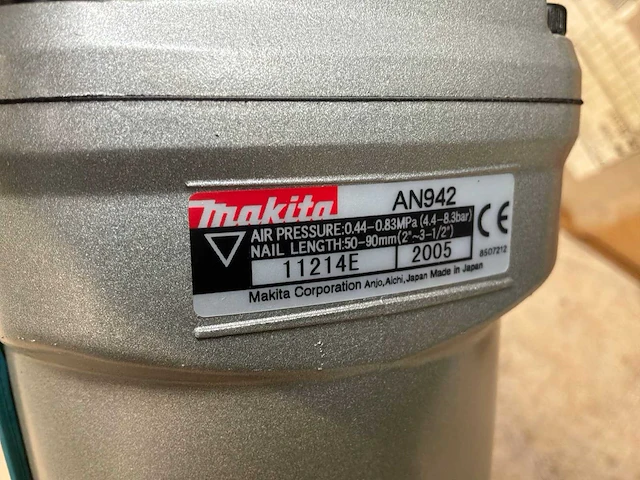 2005 makita an942 pneumatische tacker - afbeelding 5 van  6