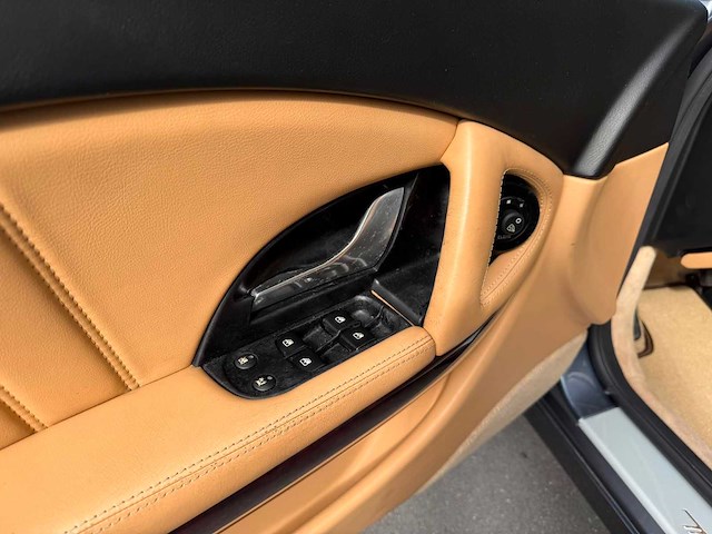 2005 maserati quattroporte personenauto - afbeelding 10 van  34