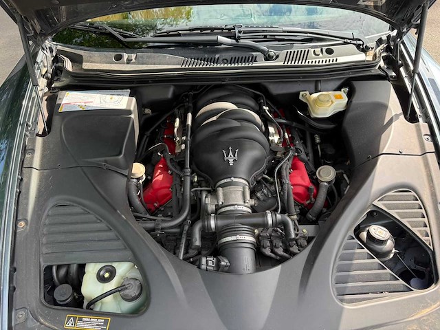 2005 maserati quattroporte personenauto - afbeelding 17 van  34