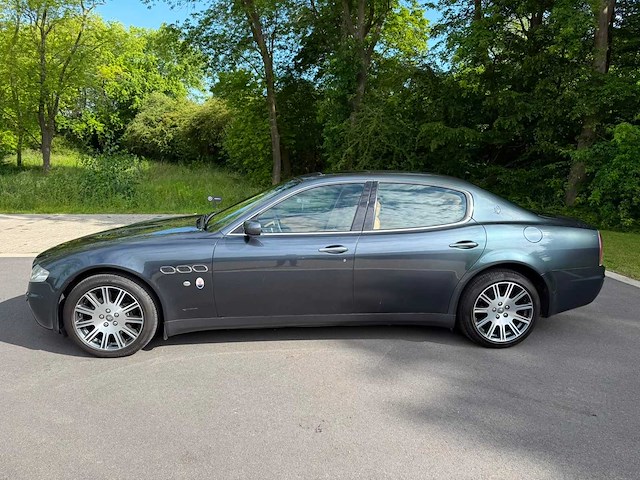 2005 maserati quattroporte personenauto - afbeelding 12 van  34