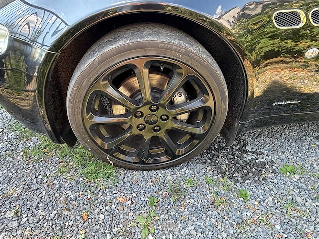 2005 maserati quattroporte personenauto - afbeelding 8 van  8