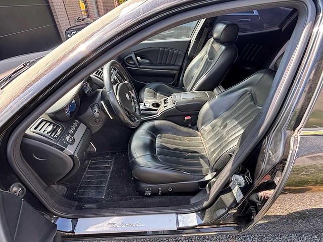2005 maserati quattroporte personenauto - afbeelding 13 van  25