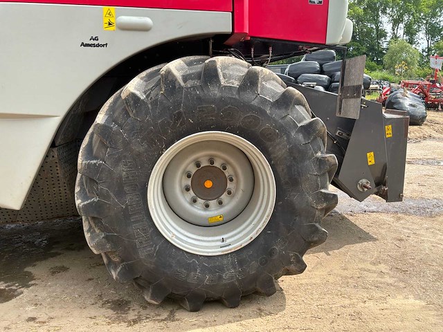 2005 massey ferguson centora 7282 maaidorser met 25 ft snijstaaf, trolley en raapzaadapparatuur - afbeelding 1 van  55