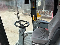 2005 massey ferguson centora 7282 maaidorser met 25 ft snijstaaf, trolley en raapzaadapparatuur - afbeelding 13 van  55