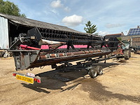 2005 massey ferguson centora 7282 maaidorser met 25 ft snijstaaf, trolley en raapzaadapparatuur - afbeelding 34 van  55