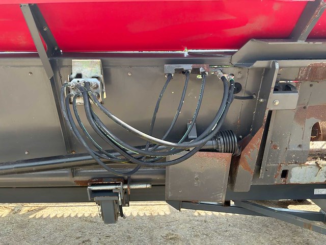 2005 massey ferguson centora 7282 maaidorser met 25 ft snijstaaf, trolley en raapzaadapparatuur - afbeelding 41 van  55