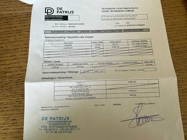2005 mercedes 815 paardenvrachtwagen met laadklep - afbeelding 51 van  55