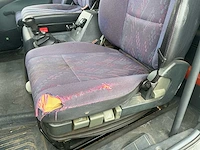 2005 mercedes 815 paardenvrachtwagen met laadklep - afbeelding 16 van  55