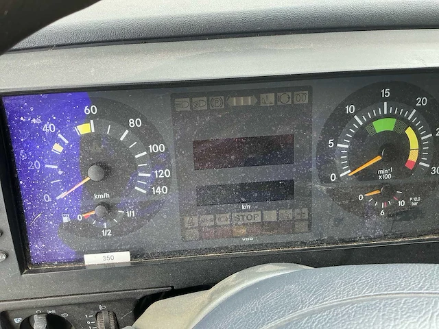 2005 mercedes 815 paardenvrachtwagen met laadklep - afbeelding 21 van  55
