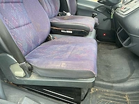 2005 mercedes 815 paardenvrachtwagen met laadklep - afbeelding 29 van  55