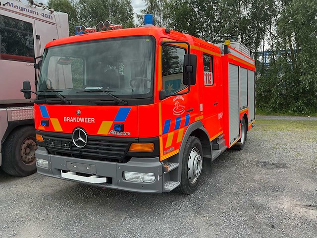 2005 mercedes atego 1428f/4x2 brandweerwagen - afbeelding 1 van  68