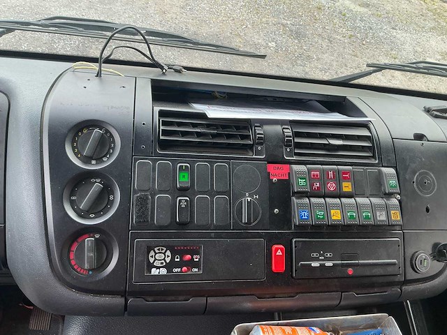 2005 mercedes atego 1428f/4x2 brandweerwagen - afbeelding 18 van  68