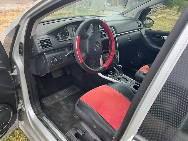 2005 mercedes b200turbo hatchback personenauto - afbeelding 13 van  29