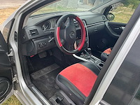 2005 mercedes b200turbo hatchback personenauto - afbeelding 13 van  29