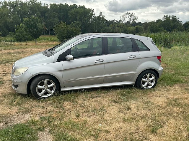 2005 mercedes b200turbo hatchback personenauto - afbeelding 1 van  16