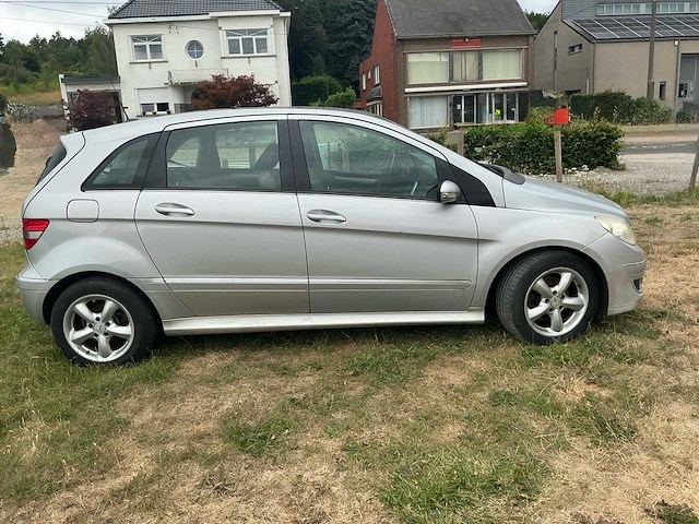 2005 mercedes b200turbo hatchback personenauto - afbeelding 13 van  16