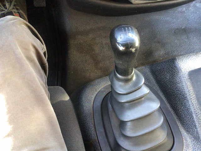 2005 mercedes-benz 915l takelwagen - afbeelding 20 van  41