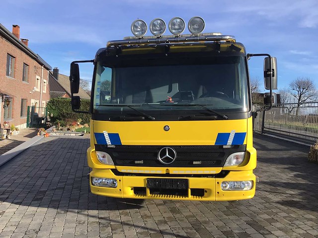 2005 mercedes-benz 915l takelwagen - afbeelding 12 van  41