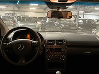 2005 mercedes-benz a 150 personenauto - afbeelding 9 van  26