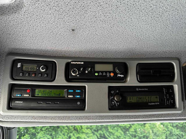 2005 mercedes-benz axor 2643l vrachtwagen - afbeelding 2 van  27