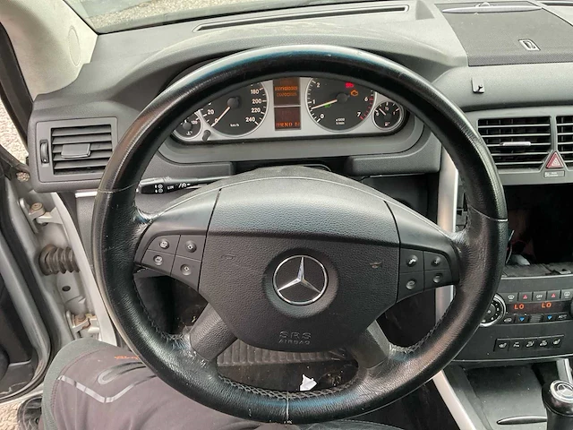 2005 mercedes-benz b200 w246 personenauto - afbeelding 7 van  32