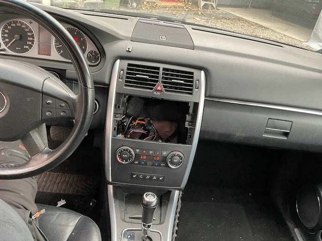 2005 mercedes-benz b200 w246 personenauto - afbeelding 9 van  32