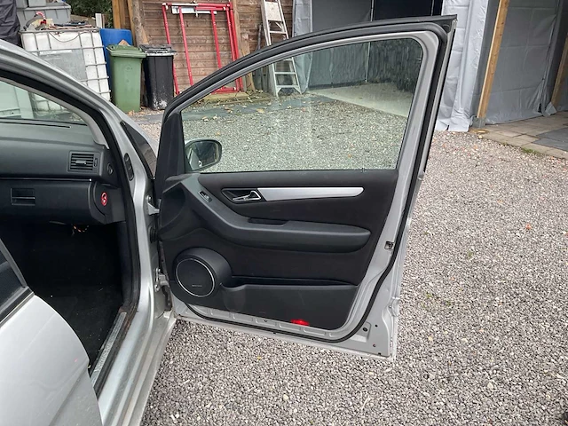 2005 mercedes-benz b200 w246 personenauto - afbeelding 17 van  32