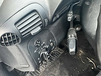 2005 mercedes-benz c200cdi - afbeelding 17 van  30