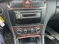 2005 mercedes-benz c200cdi - afbeelding 19 van  30