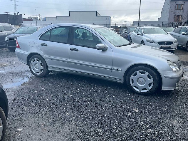 2005 mercedes-benz c200cdi - afbeelding 25 van  30