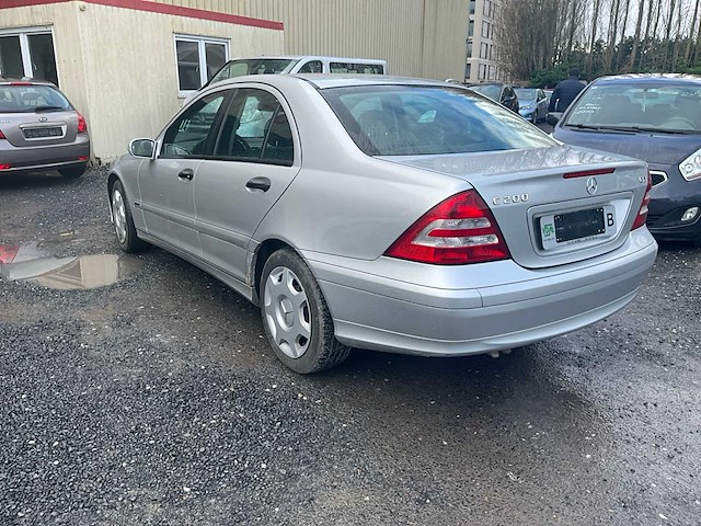 2005 mercedes-benz c200cdi - afbeelding 28 van  30