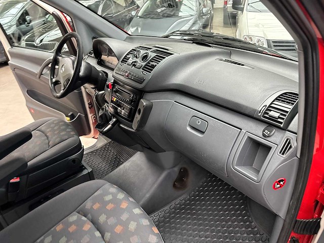 2005 mercedes-benz vito 8+1 minibus automaat - afbeelding 14 van  24