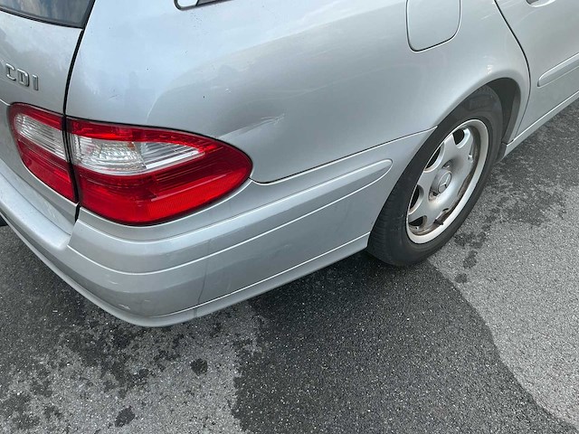 2005 mercedes e220 cdi - afbeelding 5 van  42