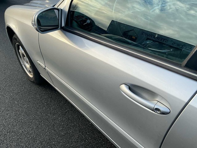 2005 mercedes e220 cdi - afbeelding 8 van  42