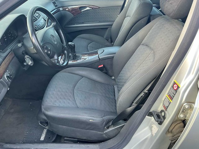 2005 mercedes e220 cdi - afbeelding 10 van  42