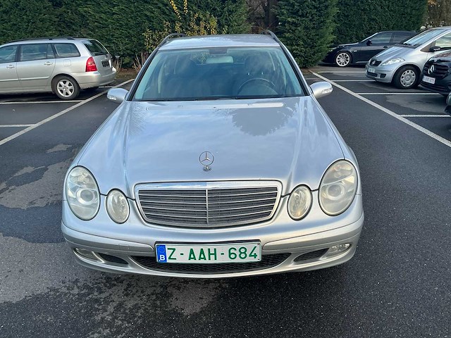 2005 mercedes e220 cdi - afbeelding 23 van  42