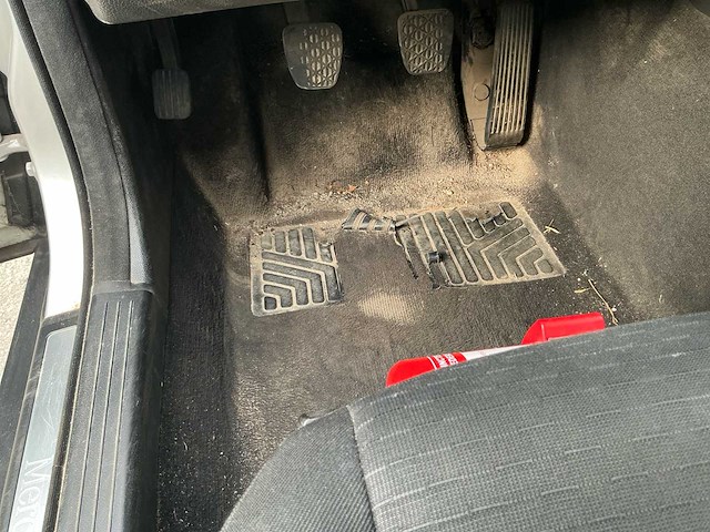 2005 mercedes sedan c200cdi 203 - afbeelding 15 van  40