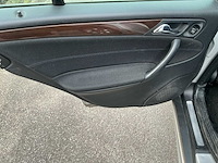 2005 mercedes sedan c200cdi 203 - afbeelding 19 van  40