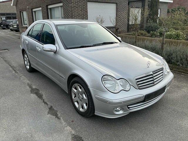 2005 mercedes sedan c200cdi 203 - afbeelding 12 van  40