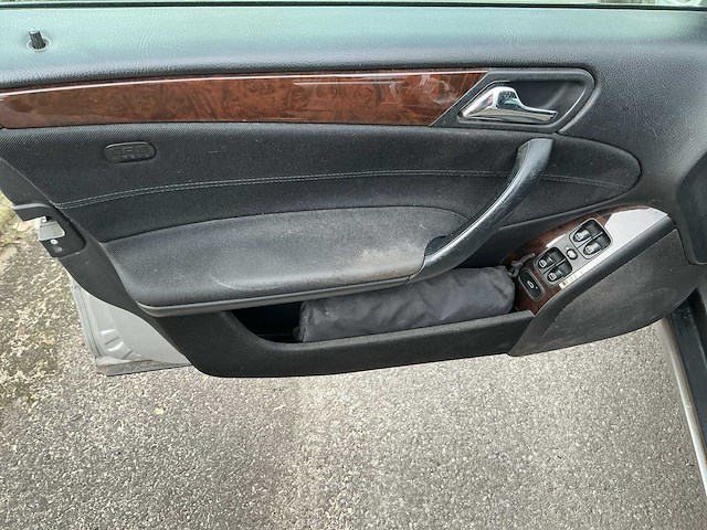 2005 mercedes sedan c200cdi 203 - afbeelding 9 van  28