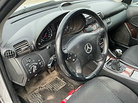 2005 mercedes sedan c200cdi 203 - afbeelding 11 van  28