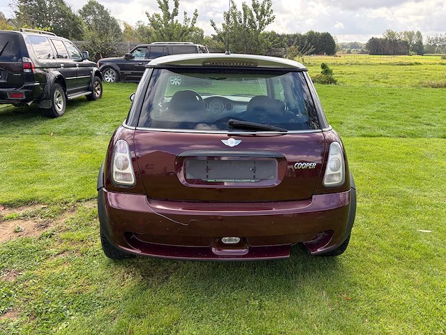 2005 mini cooper rc31 personenauto - afbeelding 7 van  8