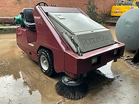 2005 minuteman powerboss straatveegmachine - afbeelding 1 van  22