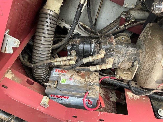 2005 minuteman powerboss straatveegmachine - afbeelding 11 van  23