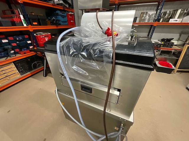 2005 multivac multivac t200 t200 tray sealant - afbeelding 7 van  17