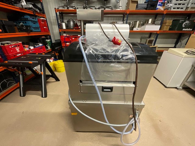 2005 multivac multivac t200 t200 tray sealant - afbeelding 12 van  17