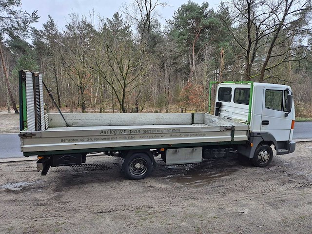 2005 nissan atleon vrachtwagen - afbeelding 23 van  32